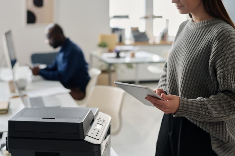Follow-me printing: soluția pentru print securizat în birou